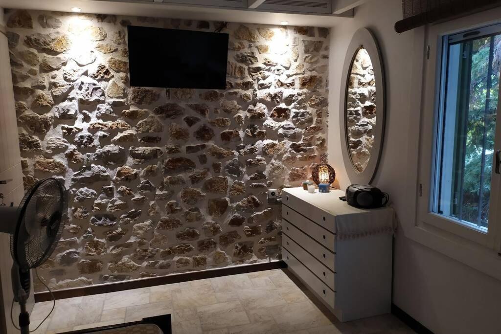 Klovino Beach House Douvia Екстер'єр фото
