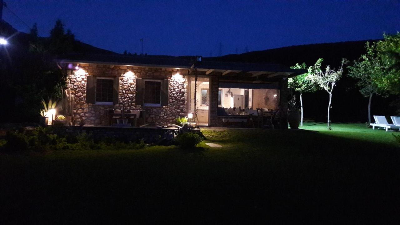 Klovino Beach House Douvia Екстер'єр фото